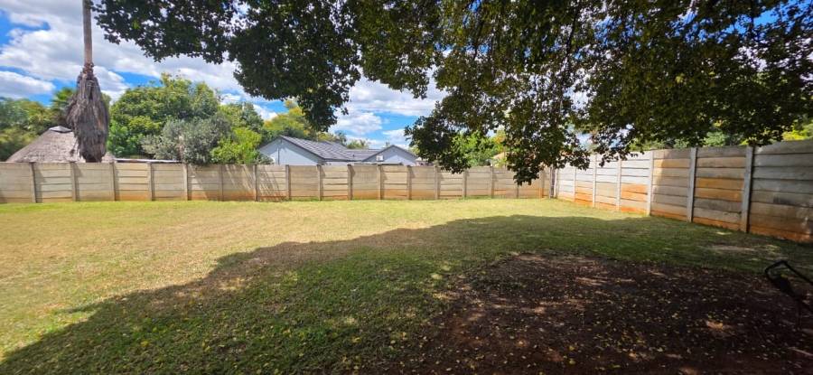 4 Bedroom Property for Sale in Flamwood North West